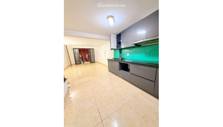 Bán nhà riêng Giáp Nhị, Hoàng Mai dưới 6.3 tỷ. 35m2 x 5T Ngõ nông ô tô gần